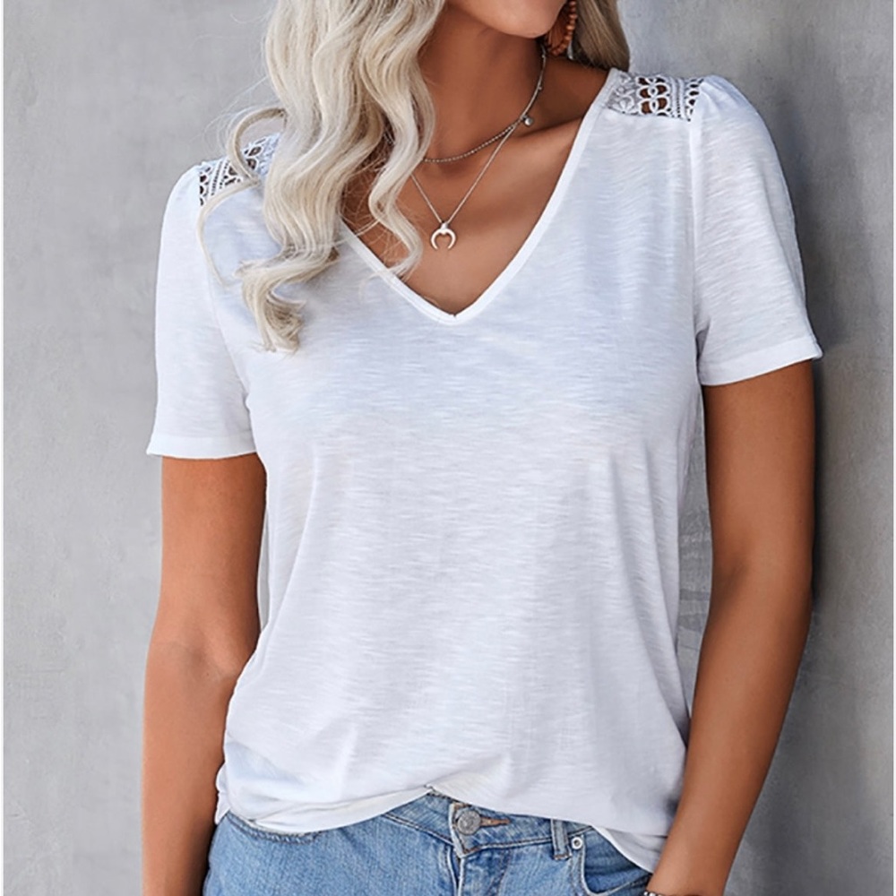 Lace back tee - Picture 2 of 5